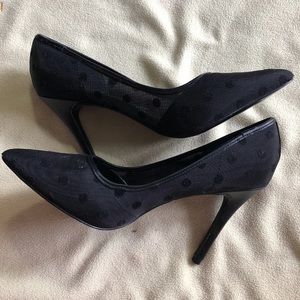 Charles by Charles and David pumps size 9.5